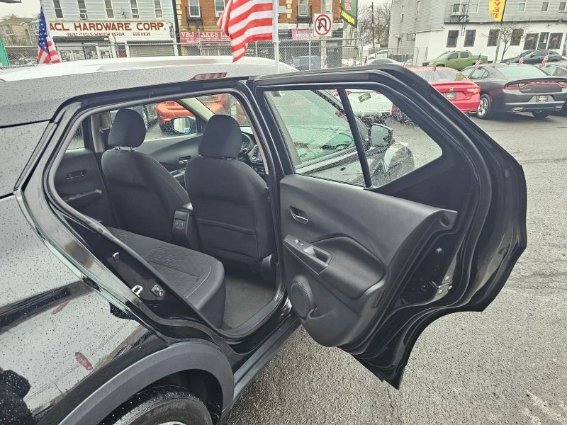 2022 Nissan Kicks - Image 12 of 12