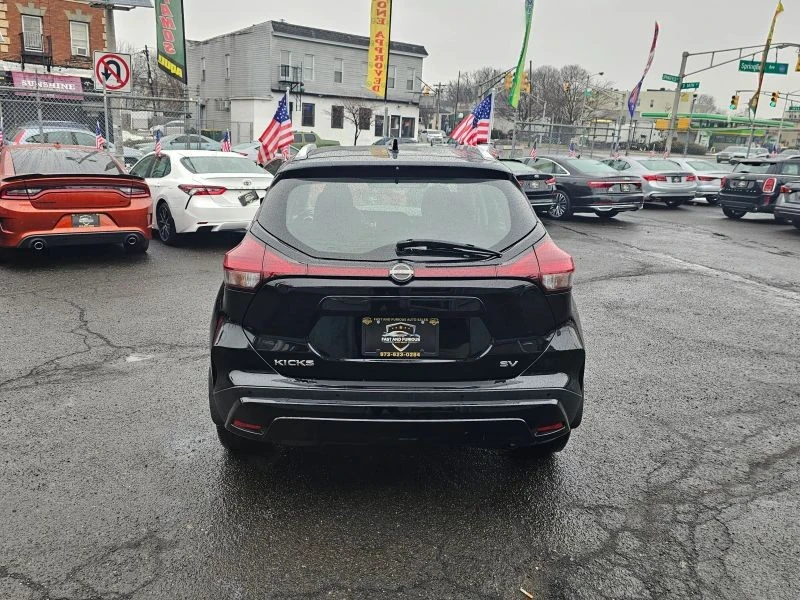 2022 Nissan Kicks - Image 7 of 12
