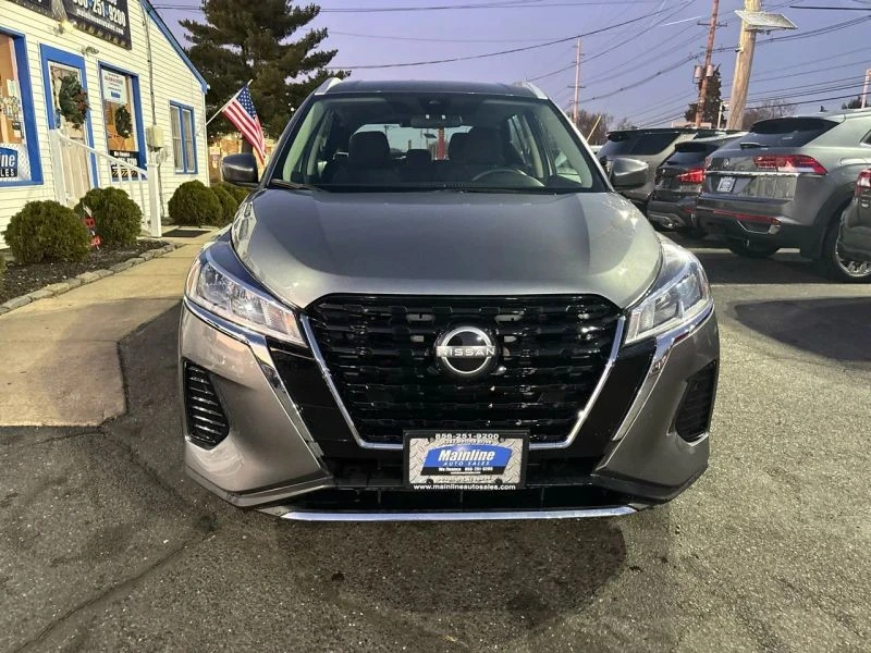 2022 Nissan Kicks - Image 10 of 12