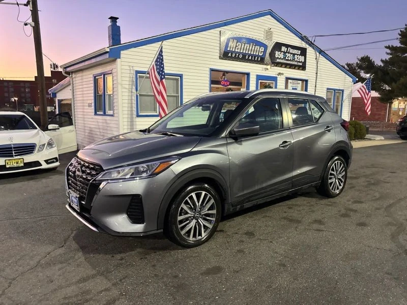 2022 Nissan Kicks - Image 2 of 12