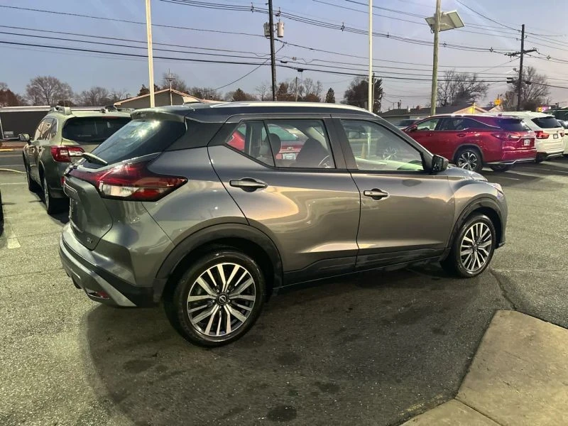 2022 Nissan Kicks - Image 7 of 12