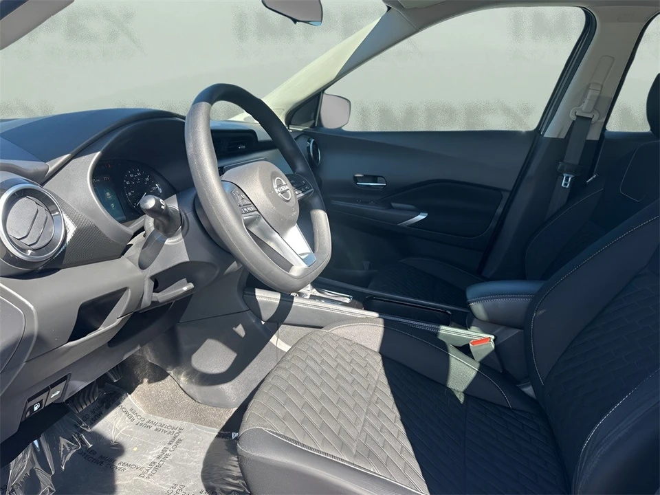2022 Nissan Kicks - Image 9 of 12