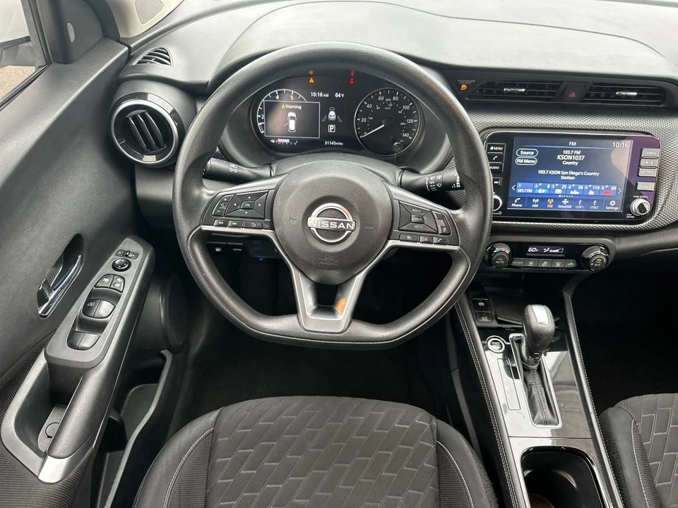 2022 Nissan Kicks - Image 14 of 31