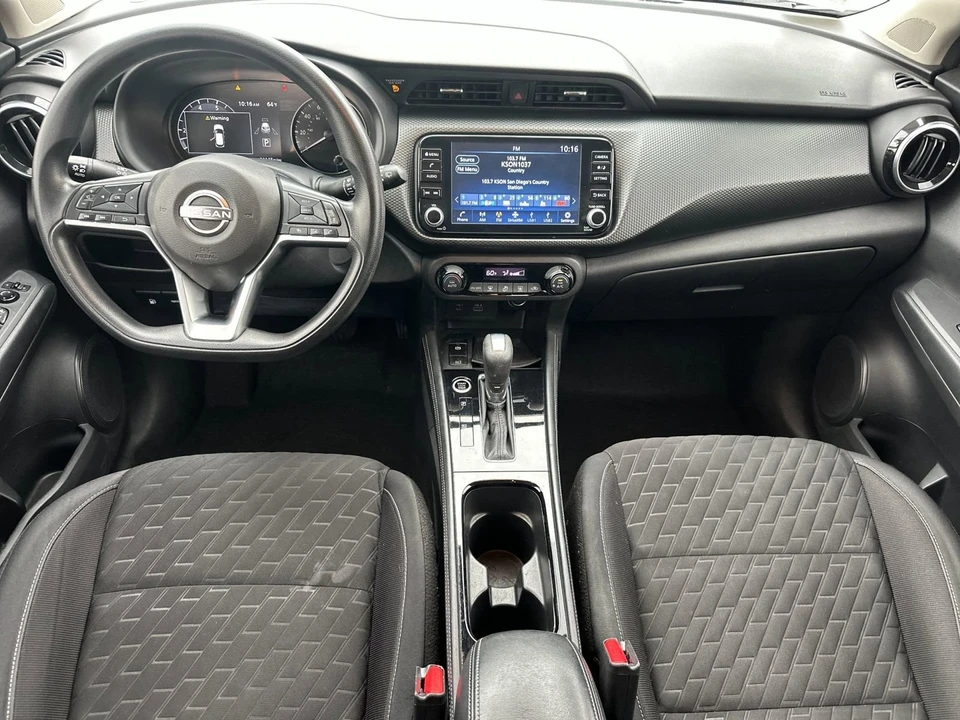 2022 Nissan Kicks - Image 13 of 31