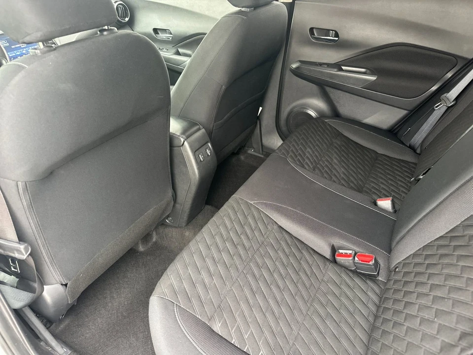2022 Nissan Kicks - Image 12 of 31
