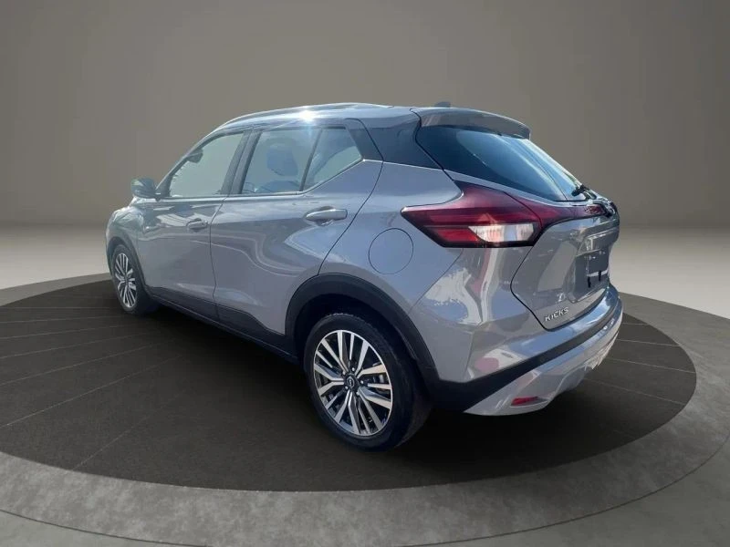 2022 Nissan Kicks - Image 7 of 12