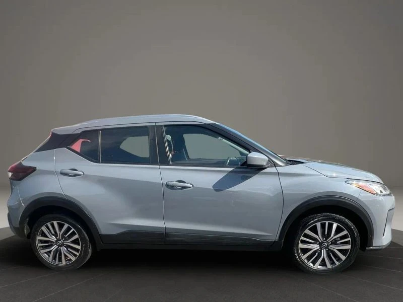 2022 Nissan Kicks - Image 4 of 12