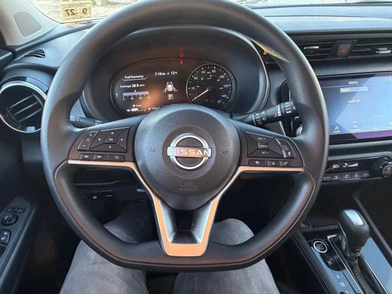 2022 Nissan Kicks - Image 10 of 12