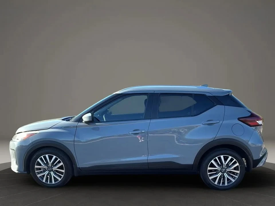 2022 Nissan Kicks - Image 8 of 20