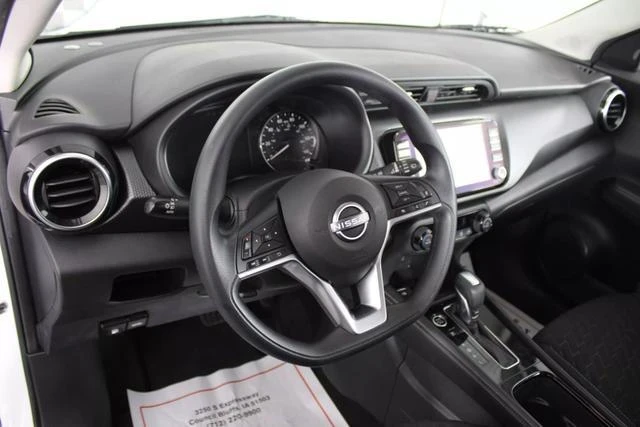 2022 Nissan Kicks - Image 10 of 12
