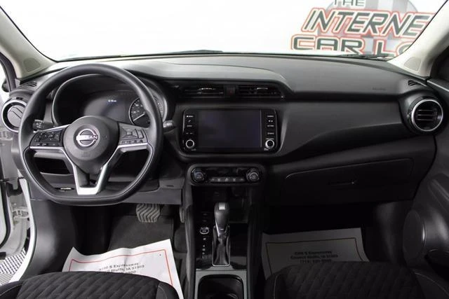 2022 Nissan Kicks - Image 11 of 12