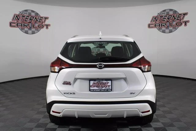 2022 Nissan Kicks - Image 6 of 12