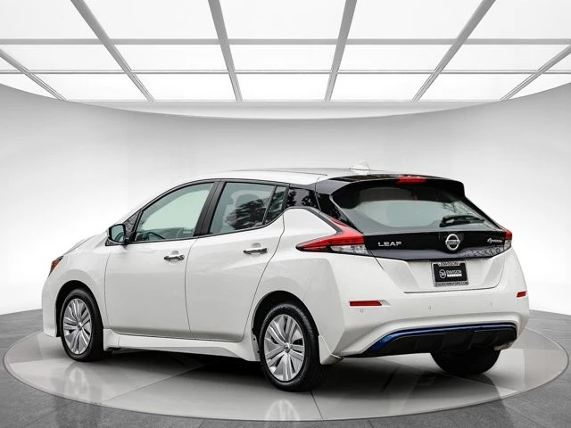 2022 Nissan Leaf - Image 2 of 12