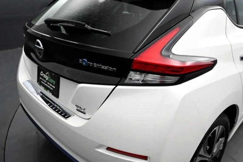 2022 Nissan Leaf - Image 4 of 12