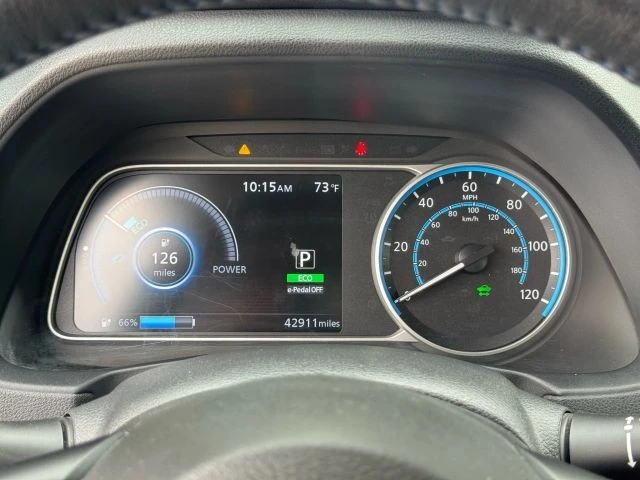 2022 Nissan Leaf - Image 15 of 21