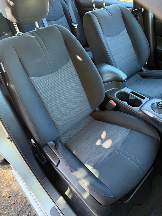 2022 Nissan Leaf - Image 9 of 10