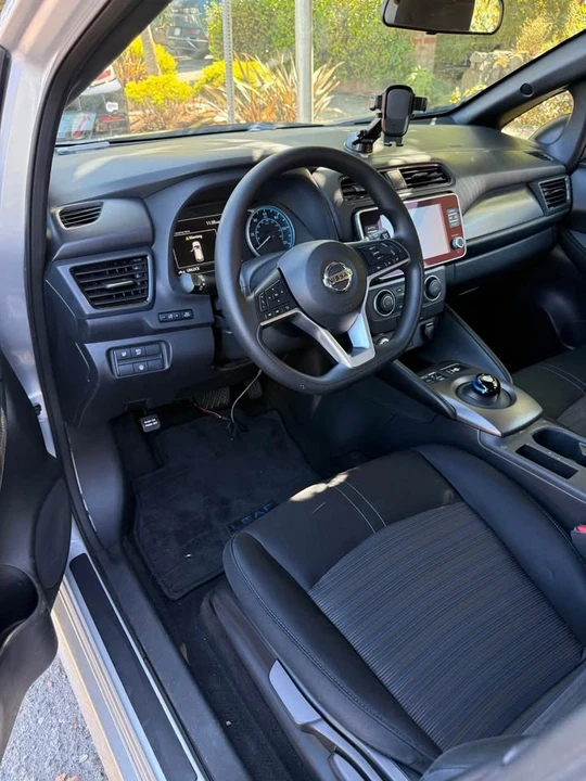2022 Nissan Leaf - Image 3 of 10