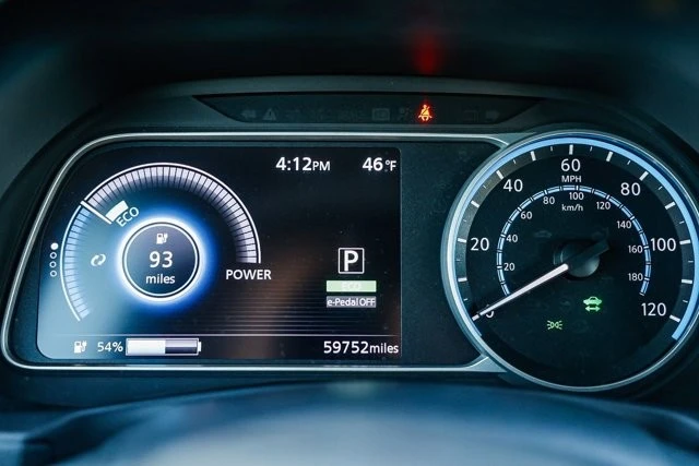 2022 Nissan Leaf - Image 6 of 12