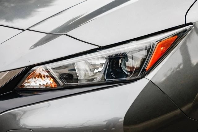 2022 Nissan Leaf - Image 7 of 12