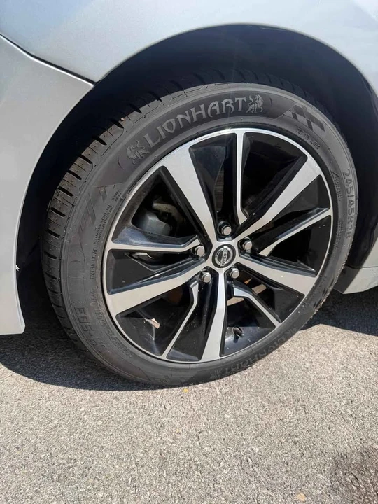 2022 Nissan Maxima 8th Gen - Image 16 of 16
