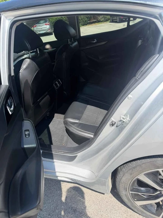 2022 Nissan Maxima 8th Gen - Image 8 of 16