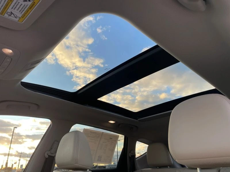 2022 Nissan Murano 3rd Gen - Image 5 of 12