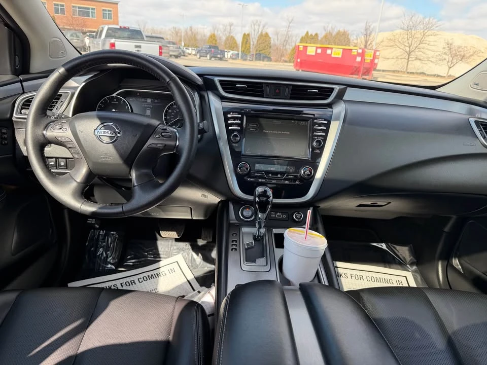 2022 Nissan Murano 3rd Gen - Image 5 of 10