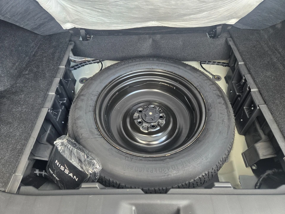 2022 Nissan Murano 3rd Gen - Image 13 of 21