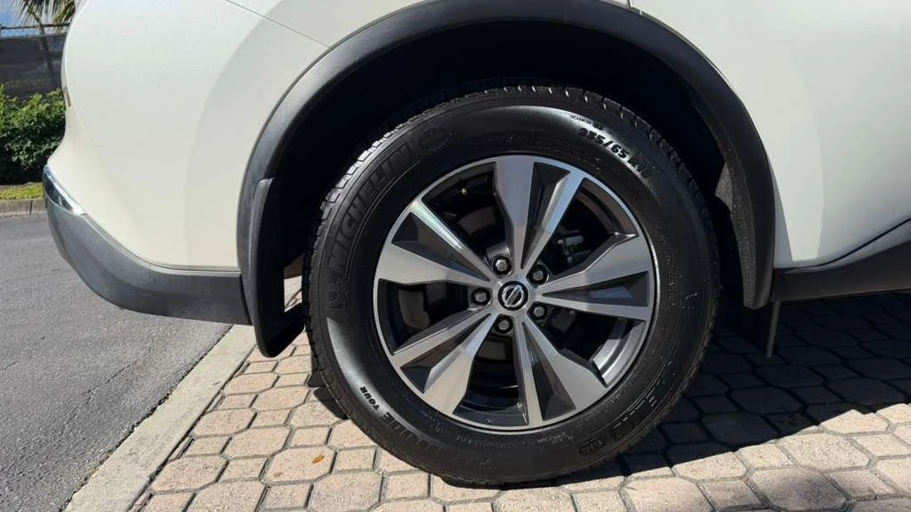 2022 Nissan Murano 3rd Gen - Image 11 of 21
