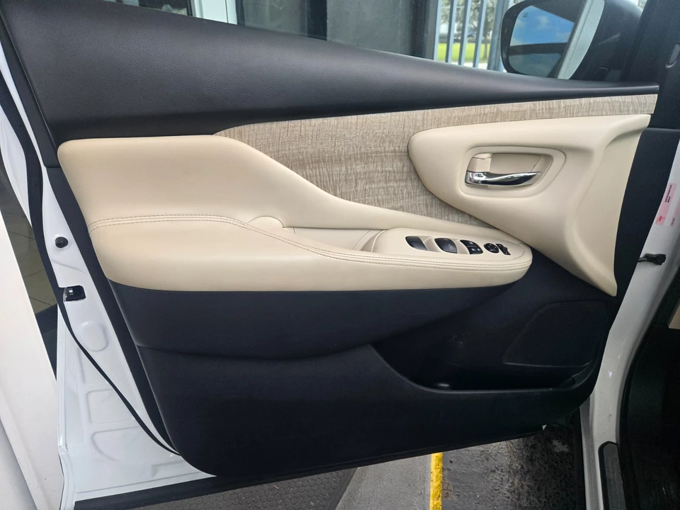 2022 Nissan Murano 3rd Gen - Image 19 of 21