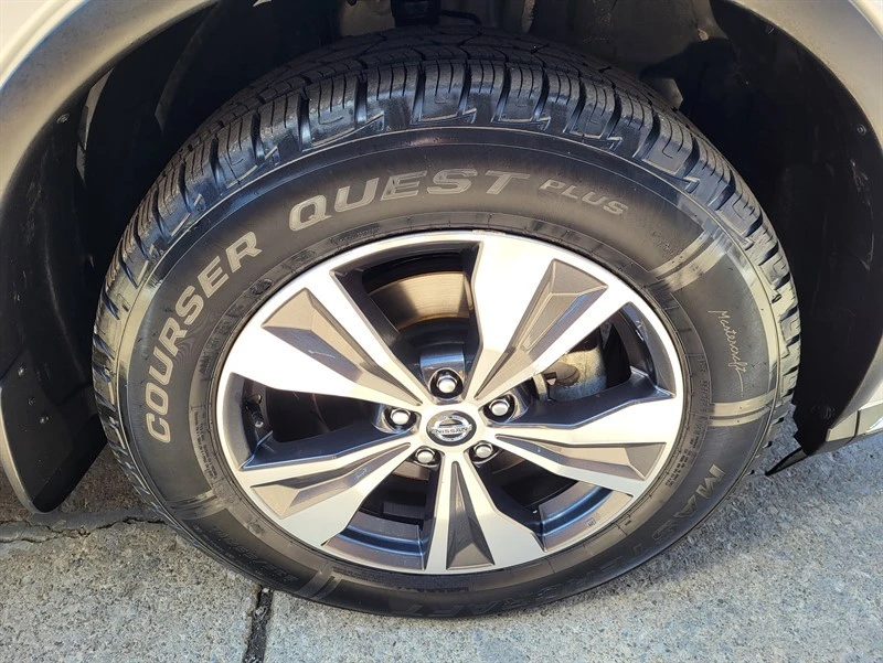 2022 Nissan Murano 3rd Gen - Image 9 of 19