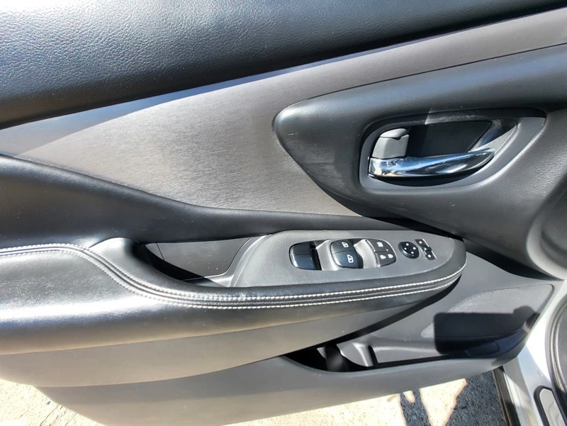2022 Nissan Murano 3rd Gen - Image 16 of 19