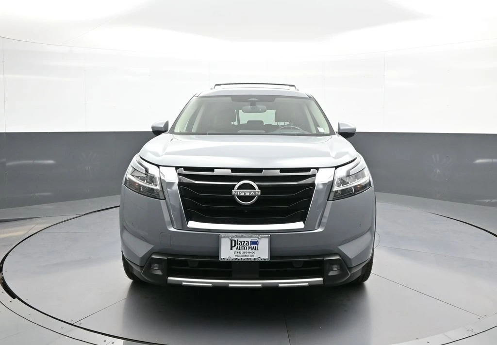 2022 Nissan Pathfinder 5th Gen - Image 2 of 21