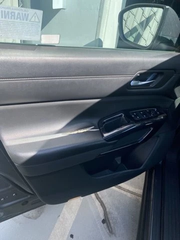 2022 Nissan Pathfinder 5th Gen - Image 9 of 16