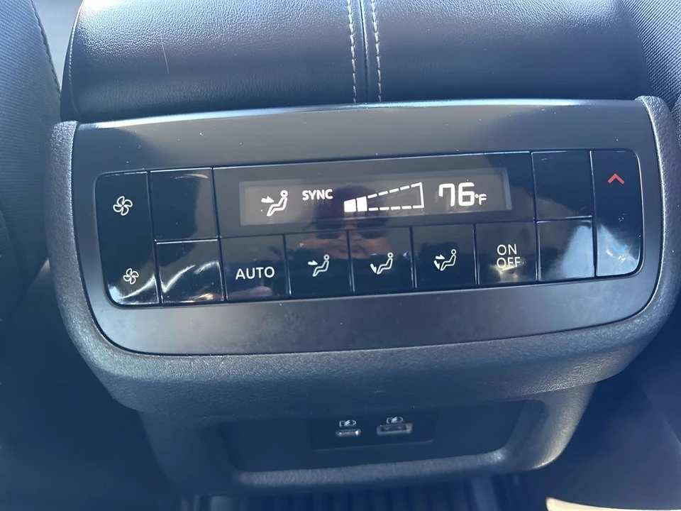 2022 Nissan Pathfinder 5th Gen - Image 11 of 12