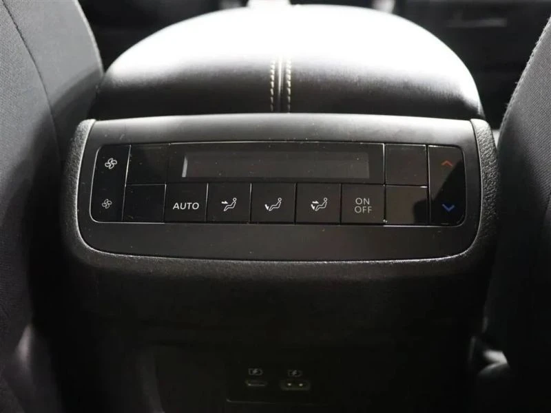 2022 Nissan Pathfinder 5th Gen - Image 5 of 12