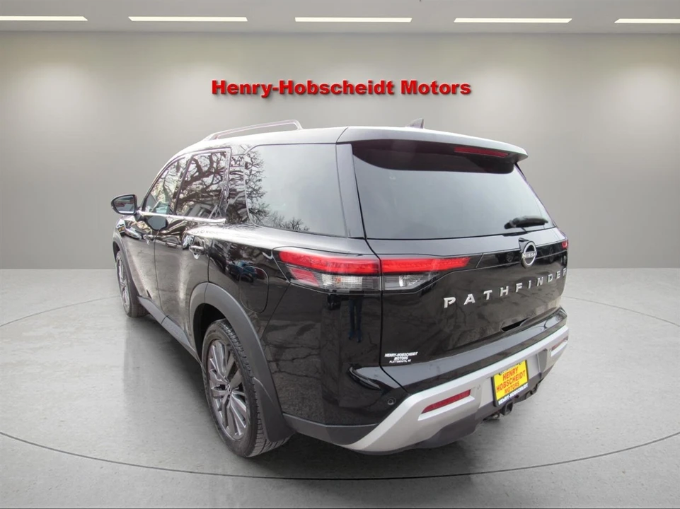 2022 Nissan Pathfinder 5th Gen - Image 11 of 12