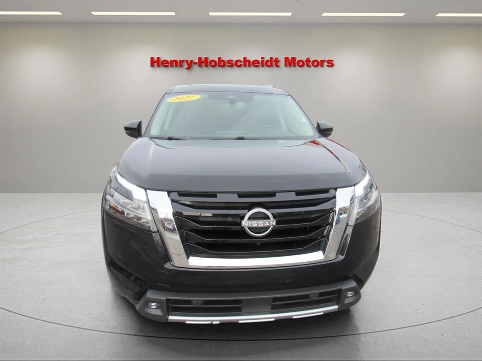 2022 Nissan Pathfinder 5th Gen - Image 2 of 12
