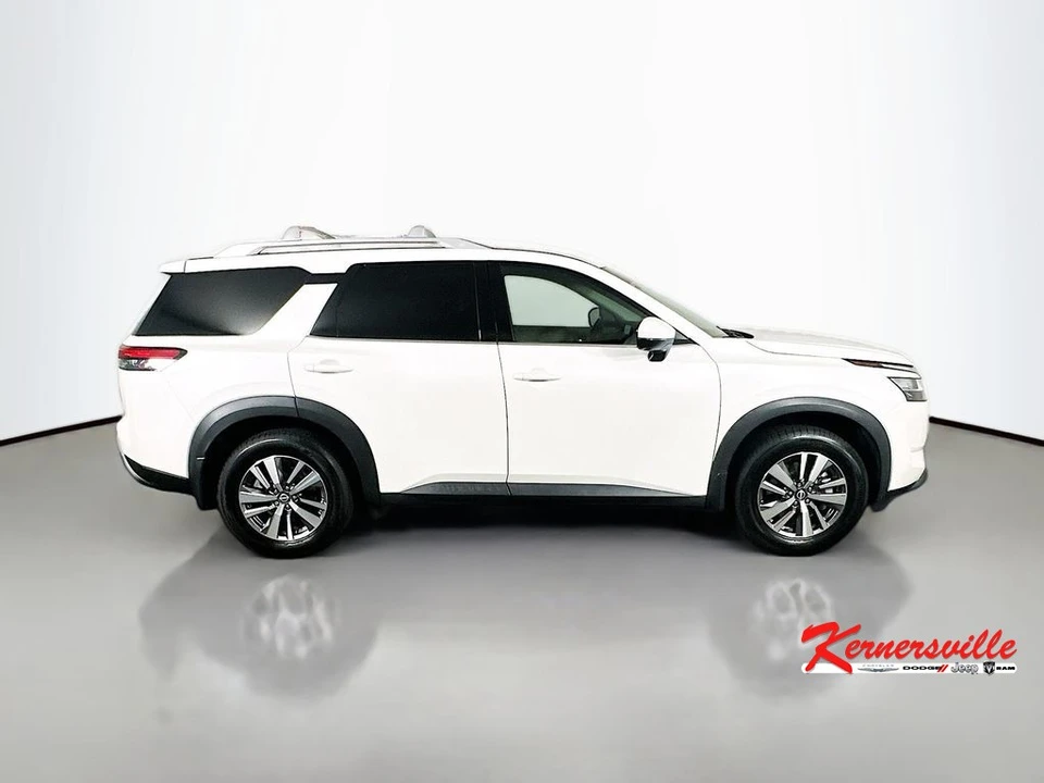 2022 Nissan Pathfinder 5th Gen - Image 8 of 12
