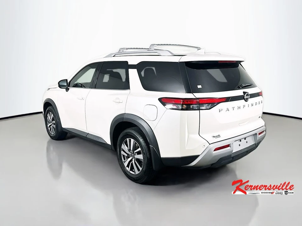 2022 Nissan Pathfinder 5th Gen - Image 5 of 21