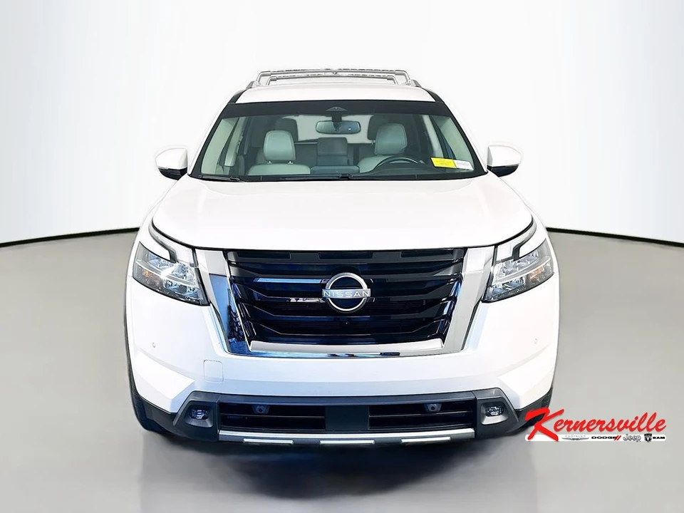 2022 Nissan Pathfinder 5th Gen - Image 2 of 12