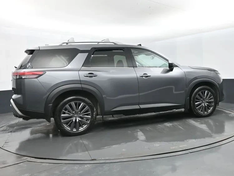 2022 Nissan Pathfinder 5th Gen - Image 4 of 12
