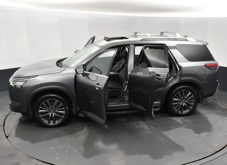 2022 Nissan Pathfinder 5th Gen - Image 7 of 12