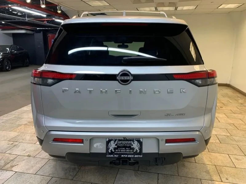 2022 Nissan Pathfinder 5th Gen - Image 7 of 12