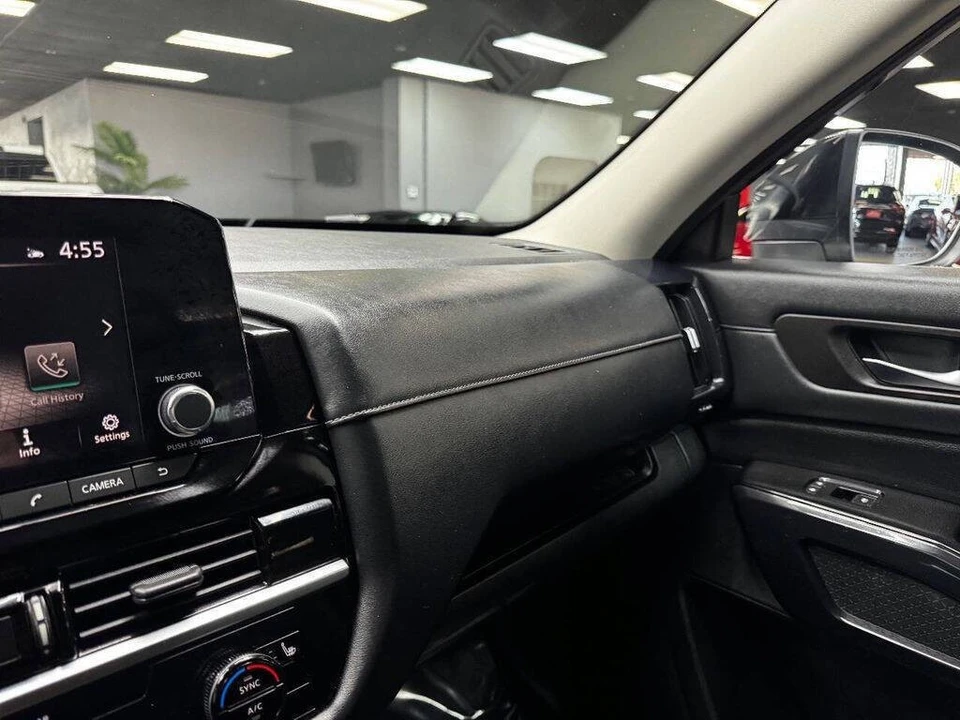 2022 Nissan Pathfinder 5th Gen - Image 27 of 31