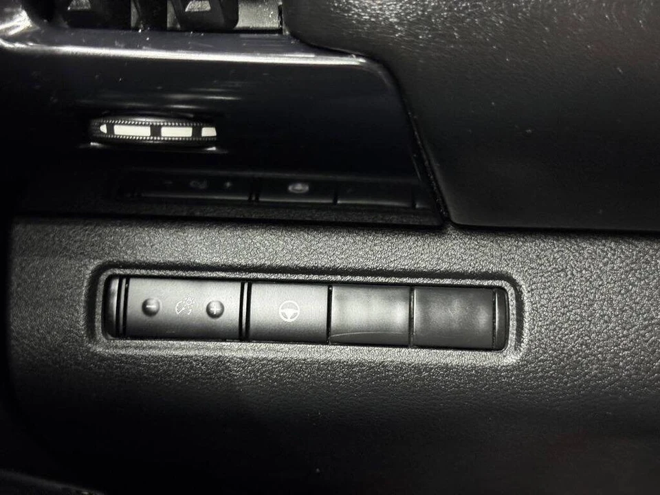 2022 Nissan Pathfinder 5th Gen - Image 31 of 31