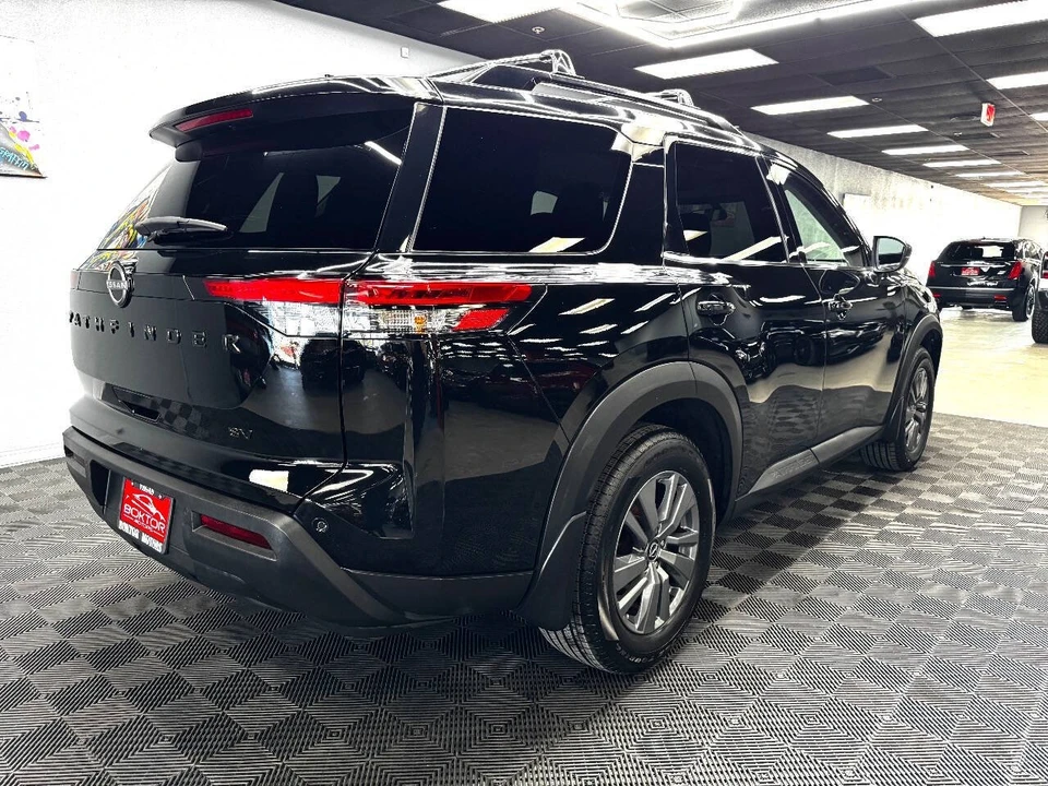 2022 Nissan Pathfinder 5th Gen - Image 12 of 21