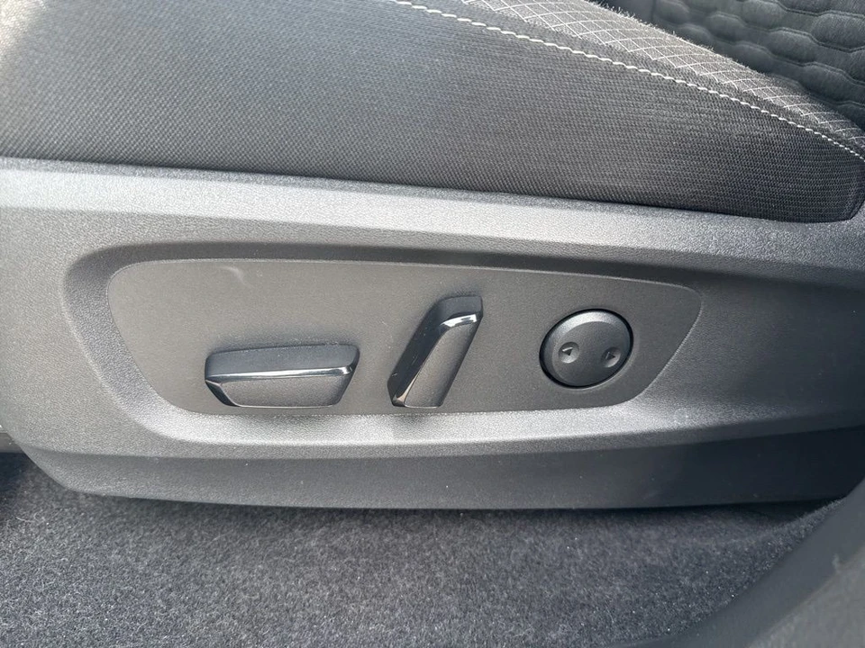 2022 Nissan Pathfinder 5th Gen - Image 10 of 21