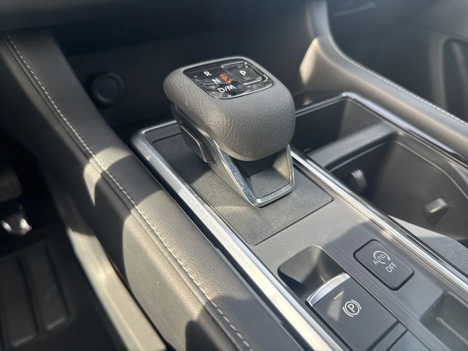 2022 Nissan Pathfinder 5th Gen - Image 19 of 21