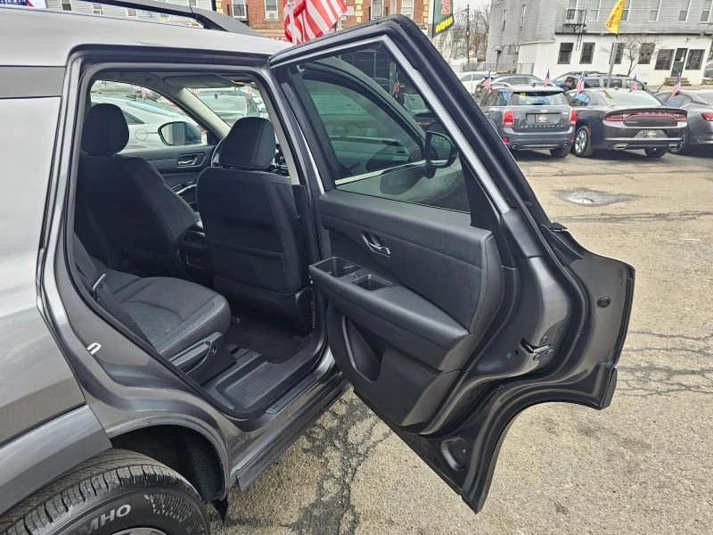 2022 Nissan Pathfinder 5th Gen - Image 12 of 12